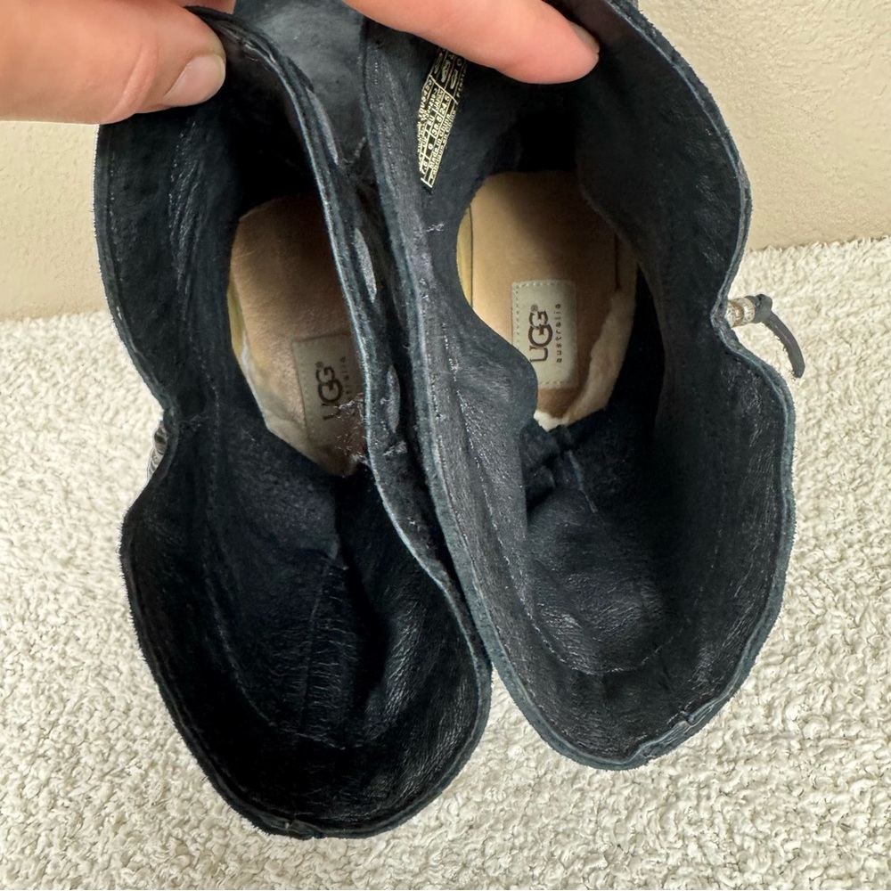 Ugg Laurin Mid Calf Suede Moccasin Boots Grounding Black Leather Suede - Picture 15 of 15